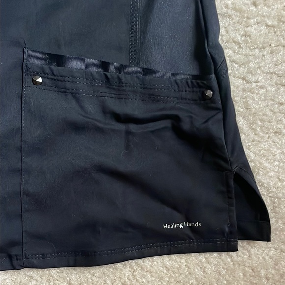 Black healing hands v-Neck Scrub Top- XS NWT - Picture 4 of 4